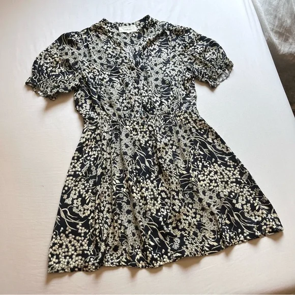 BA&SH black cream floral short puff sleeve button up mini dress - Picture 1 of 7
